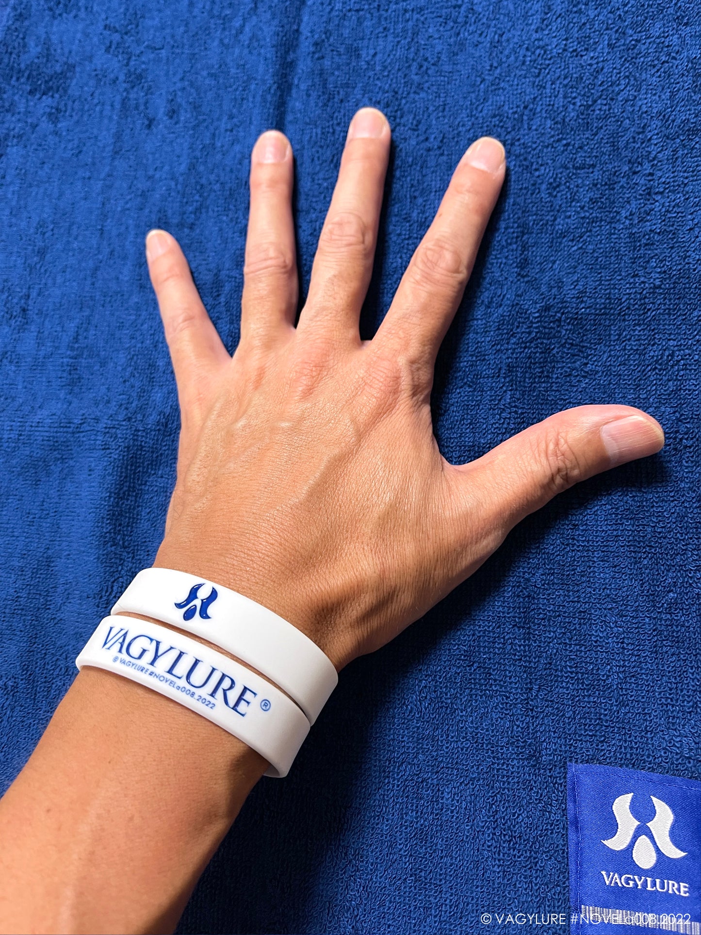 VAGYLURE® バジルア® シリコンラバーリストバンド 食品衛生法(乳幼児向けおもちゃ)に合格。原材料のシリコンは医療用などにも利用される、高品質なノンアレルギーシリコン使用。