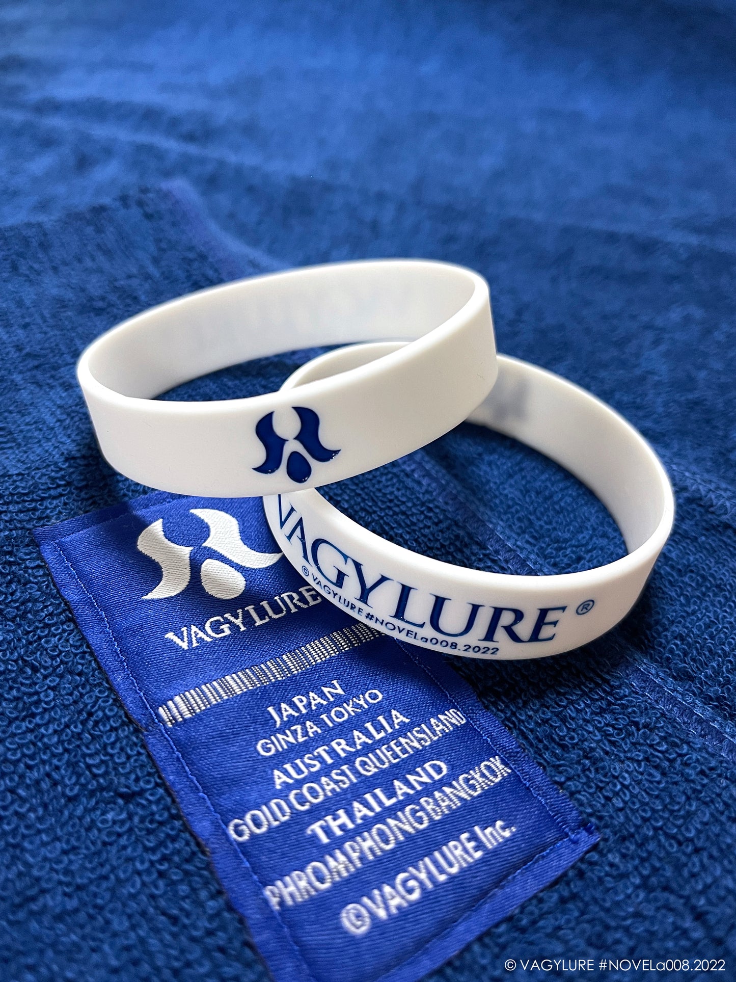 VAGYLURE® バジルア® シリコンラバーリストバンド 食品衛生法(乳幼児向けおもちゃ)に合格。原材料のシリコンは医療用などにも利用される、高品質なノンアレルギーシリコン使用。